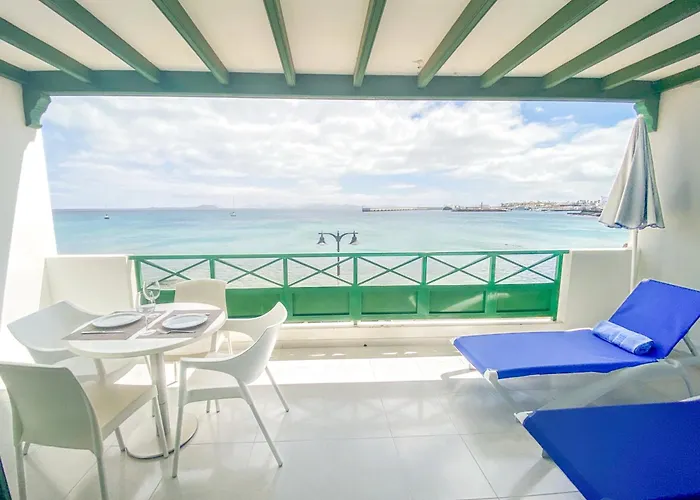 Blancazul Avenida * 플라야블랑카